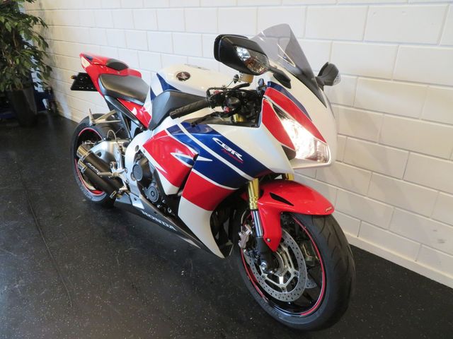 honda - cbr-1000-rr-fireblade