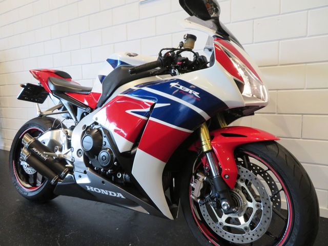 honda - cbr-1000-rr-fireblade