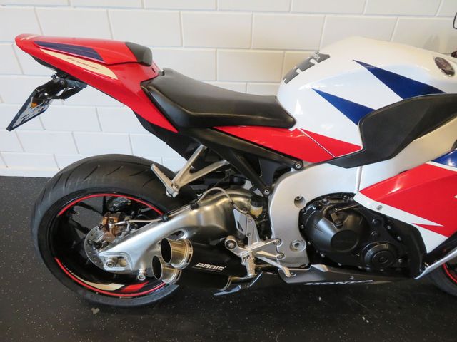 honda - cbr-1000-rr-fireblade