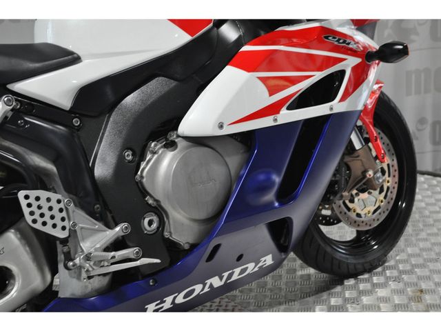 honda - cbr-1000-rr-fireblade