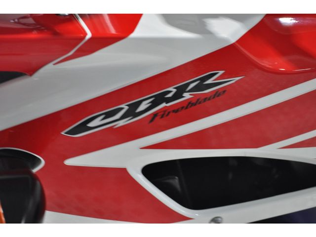 honda - cbr-1000-rr-fireblade