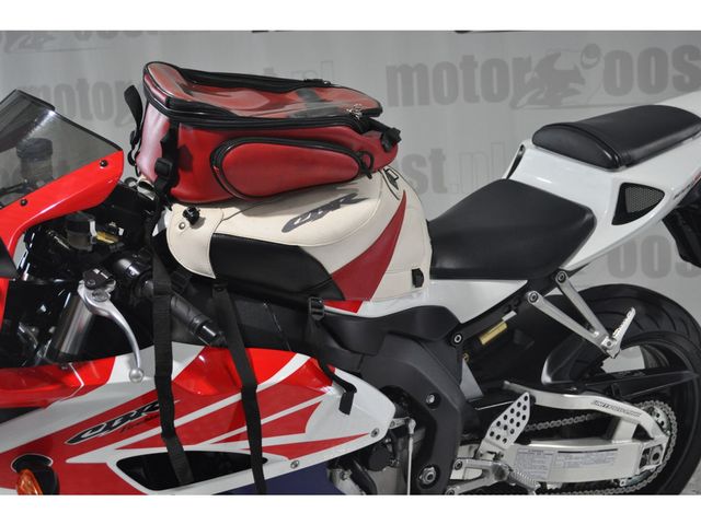 honda - cbr-1000-rr-fireblade