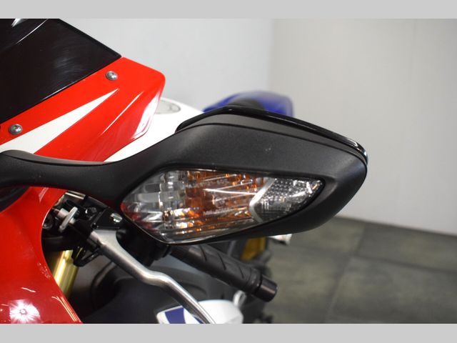 honda - cbr-1000-rr-fireblade