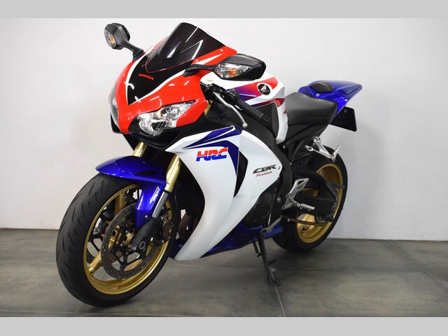 honda - cbr-1000-rr-fireblade