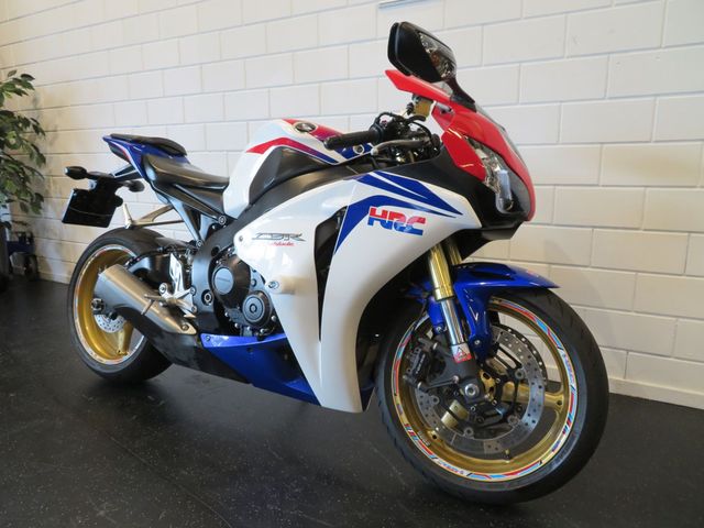 honda - cbr-1000-rr-fireblade