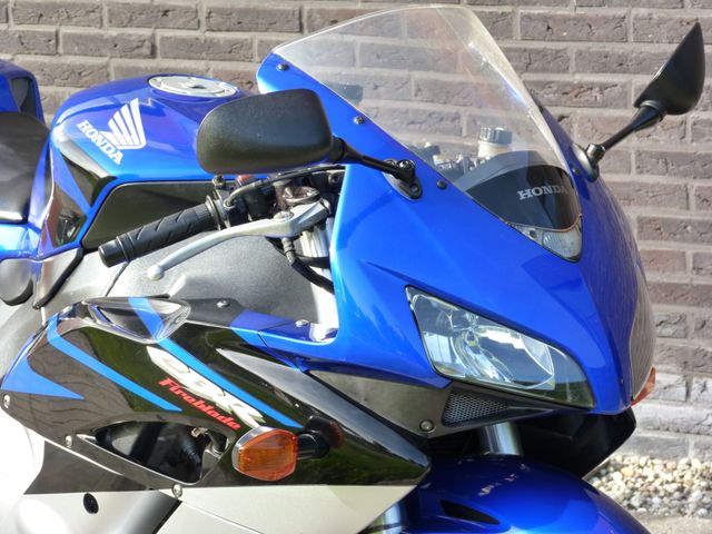 honda - cbr-1000-rr-fireblade