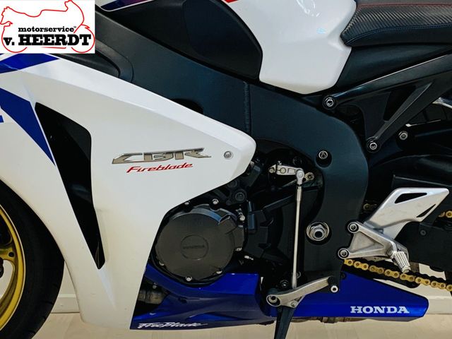 honda - cbr-1000-rr-fireblade