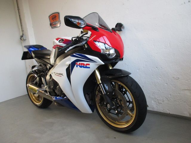 honda - cbr-1000-rr-fireblade