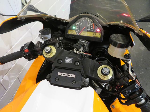 honda - cbr-1000-rr-fireblade