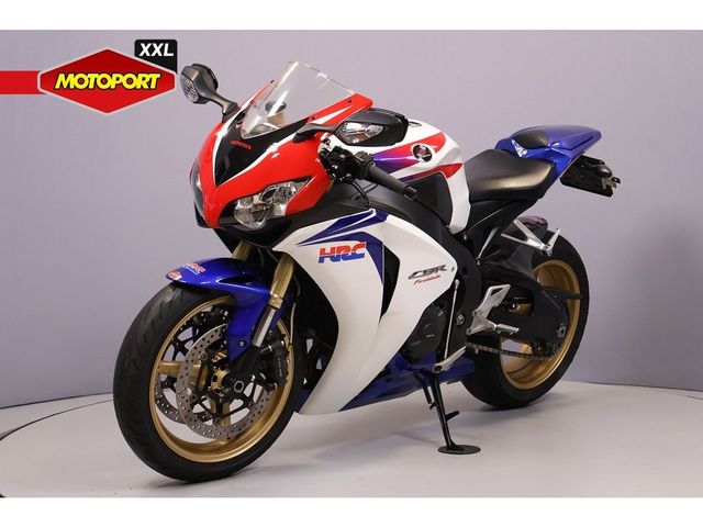 honda - cbr-1000-rr-fireblade