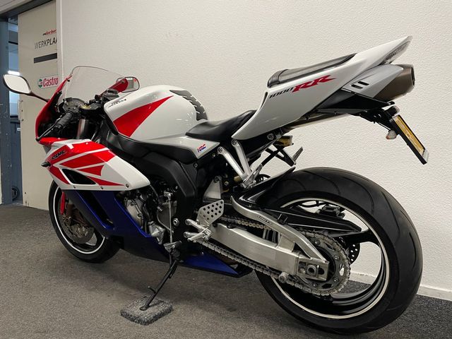 honda - cbr-1000-rr-fireblade