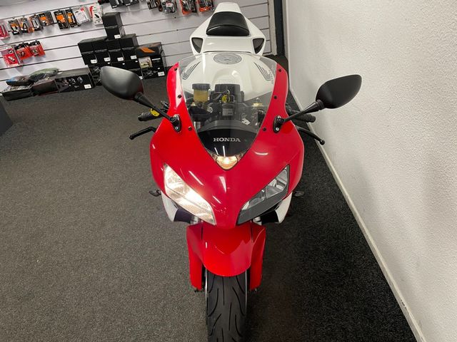 honda - cbr-1000-rr-fireblade