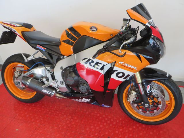 honda - cbr-1000-rr-fireblade