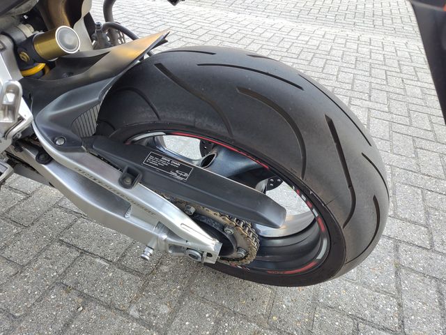 honda - cbr-1000-rr-fireblade