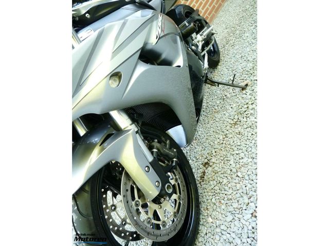 honda - cbr-1000-rr-fireblade