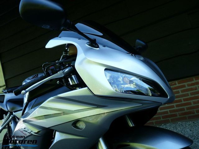 honda - cbr-1000-rr-fireblade