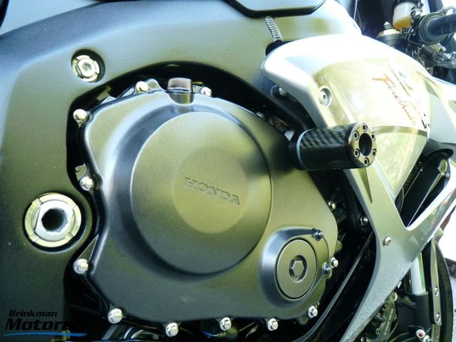 honda - cbr-1000-rr-fireblade