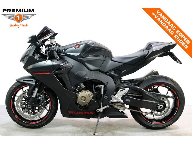 honda - cbr-1000-rr-fireblade