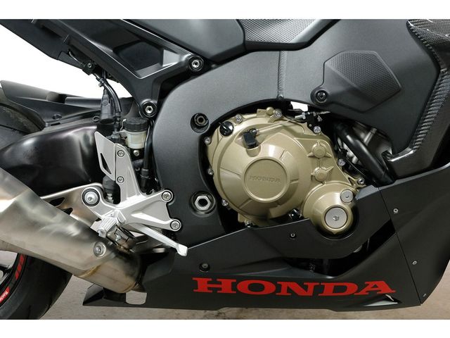 honda - cbr-1000-rr-fireblade
