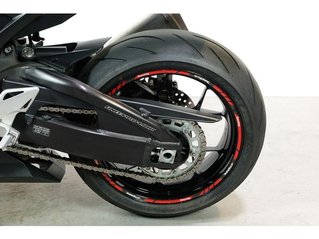 honda - cbr-1000-rr-fireblade