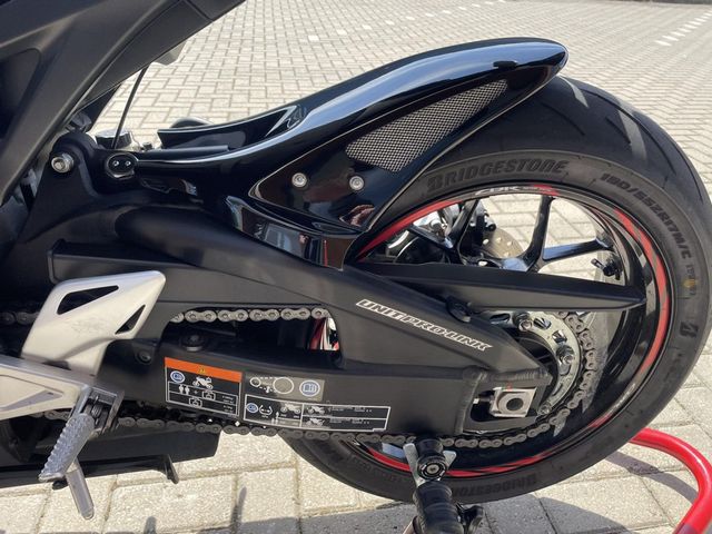 honda - cbr-1000-rr-fireblade