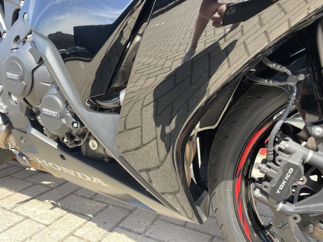honda - cbr-1000-rr-fireblade