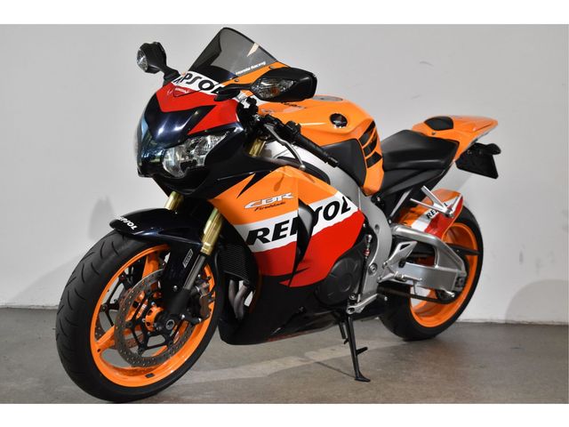 honda - cbr-1000-rr-fireblade