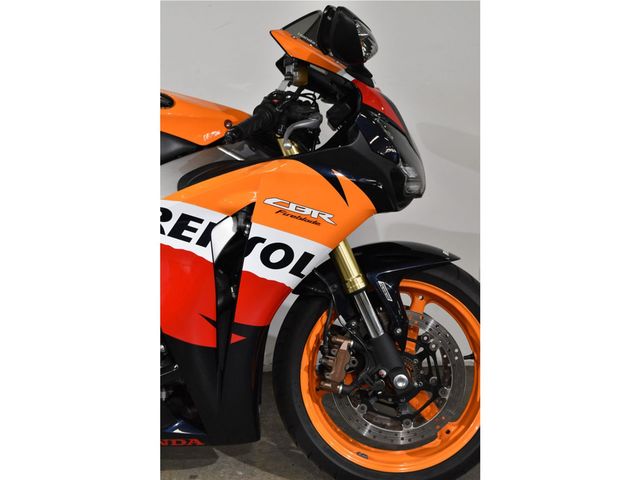 honda - cbr-1000-rr-fireblade