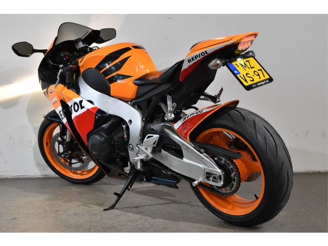 honda - cbr-1000-rr-fireblade