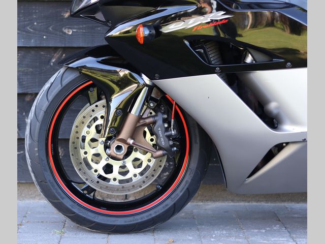 honda - cbr-1000-rr-fireblade