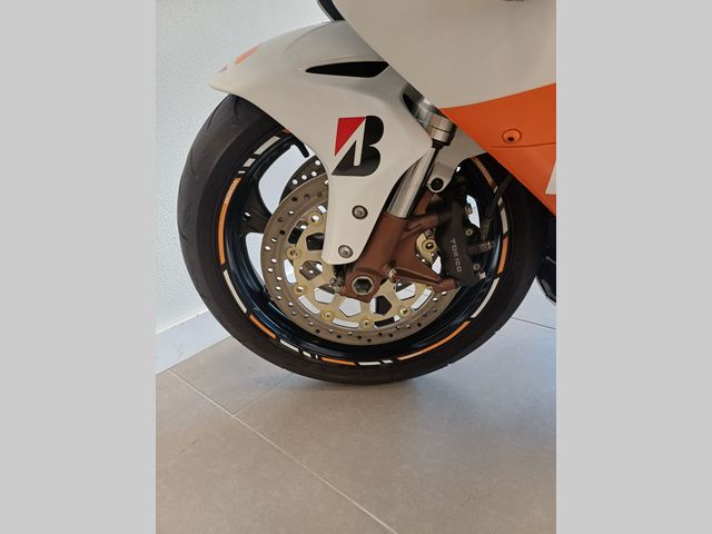 honda - cbr-1000-rr-fireblade