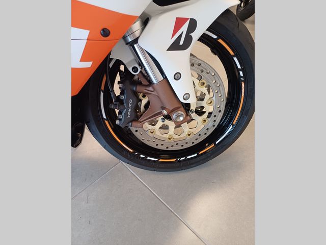 honda - cbr-1000-rr-fireblade