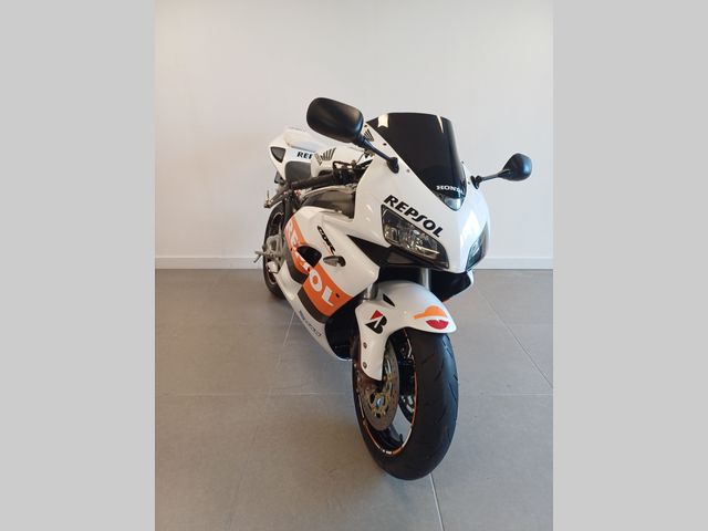 honda - cbr-1000-rr-fireblade
