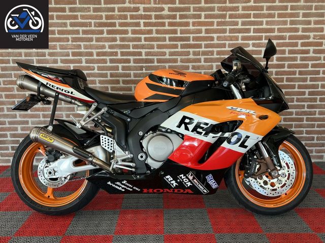 honda - cbr-1000-rr-fireblade