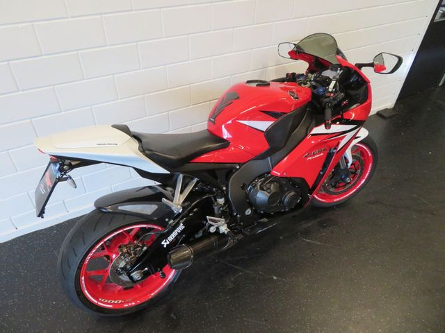 honda - cbr-1000-rr-fireblade