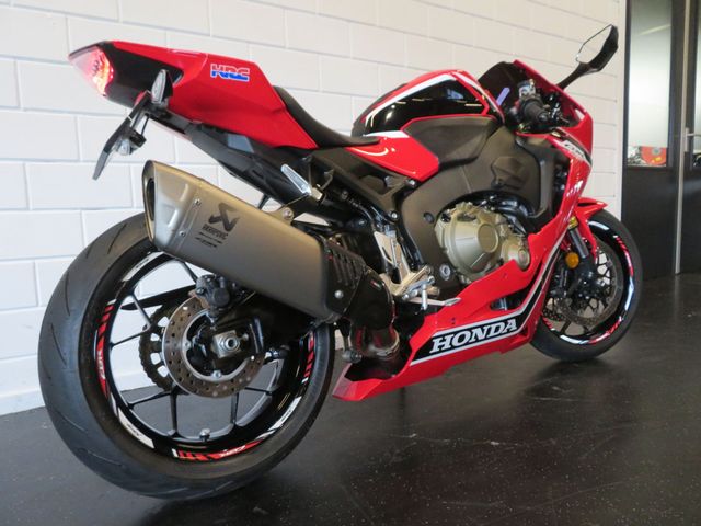honda - cbr-1000-rr-fireblade