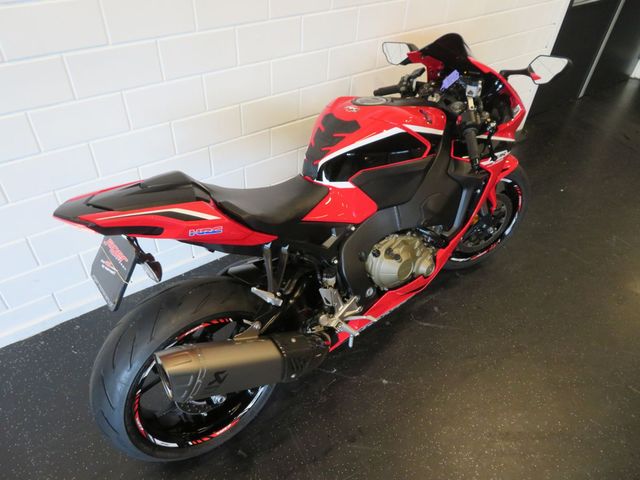 honda - cbr-1000-rr-fireblade