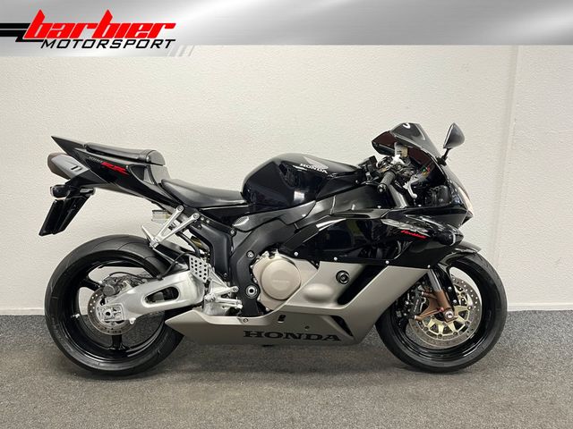 honda - cbr-1000-rr-fireblade