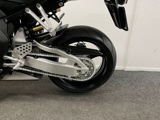 honda - cbr-1000-rr-fireblade