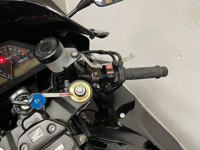 honda - cbr-1000-rr-fireblade