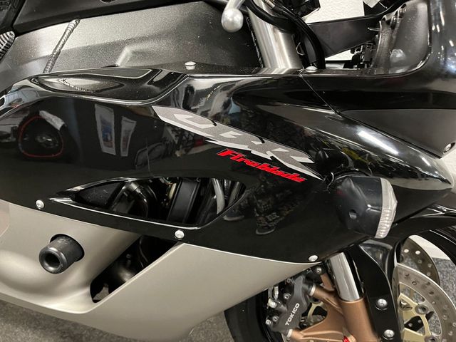 honda - cbr-1000-rr-fireblade