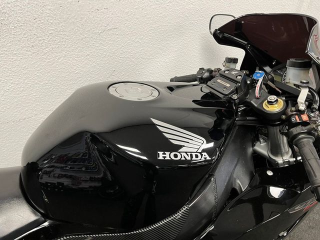 honda - cbr-1000-rr-fireblade