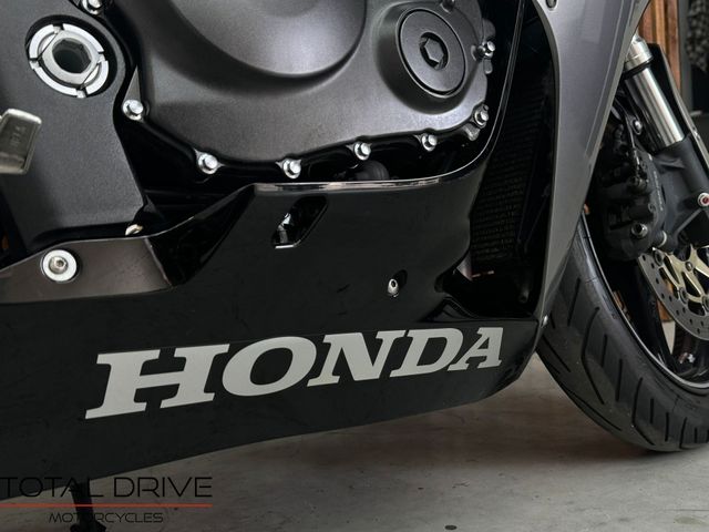 honda - cbr-1000-rr-fireblade