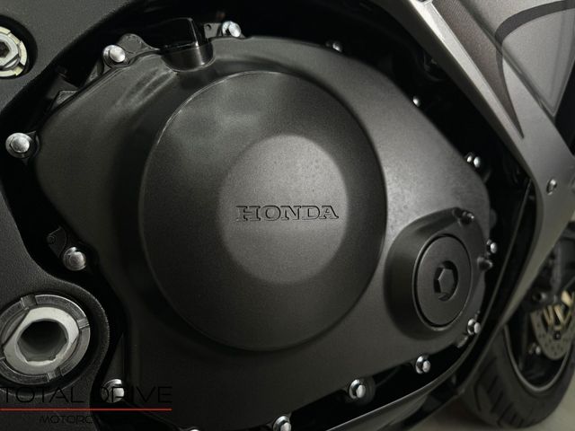 honda - cbr-1000-rr-fireblade