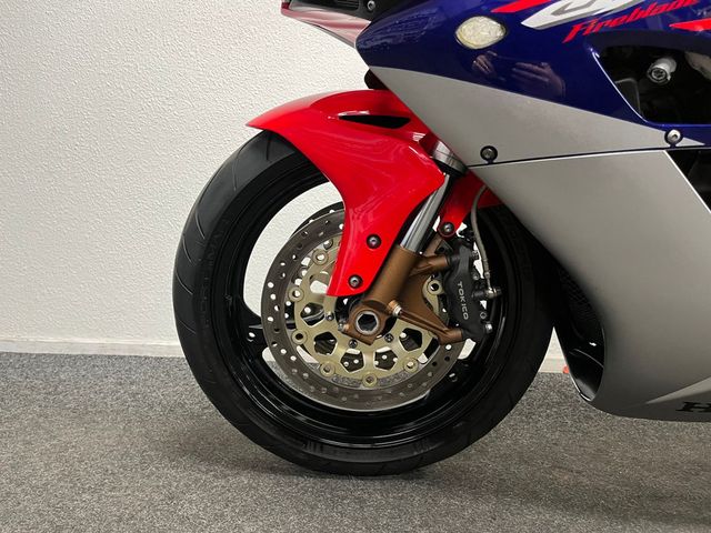honda - cbr-1000-rr-fireblade