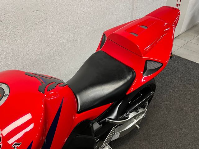 honda - cbr-1000-rr-fireblade