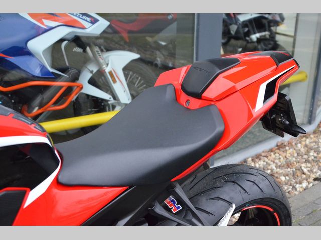 honda - cbr-1000-rr-fireblade-c-abs