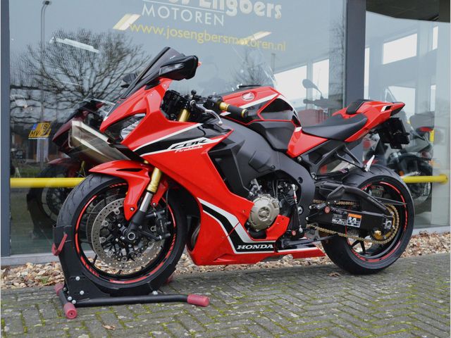 honda - cbr-1000-rr-fireblade-c-abs