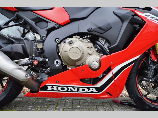 honda - cbr-1000-rr-fireblade-c-abs