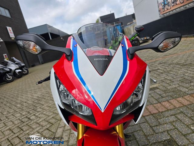 honda - cbr-1000-rr-fireblade-sp